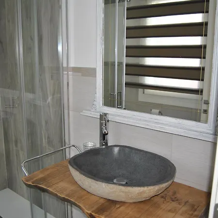 Oda ve Kahvaltı Ca Ballarin *